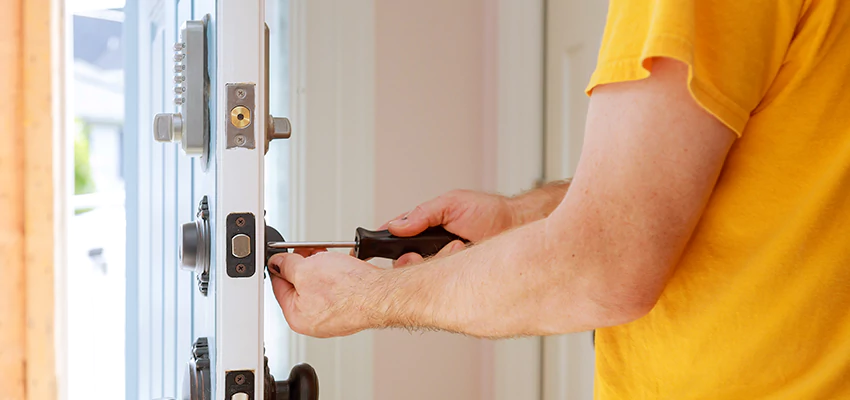 Eviction Locksmith For Key Fob Replacement Services in West Hollywood, CA